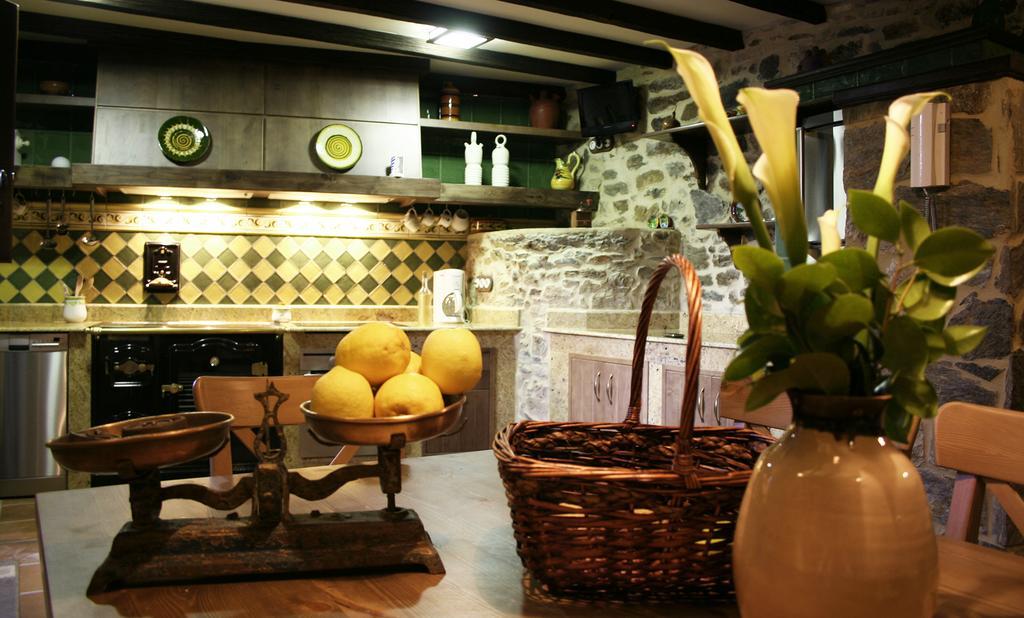 Hotel A Casa De Filomena Boiro Zimmer foto