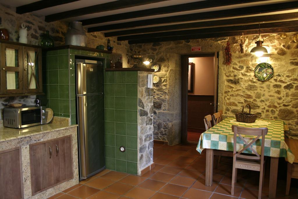 Hotel A Casa De Filomena Boiro Exterior foto